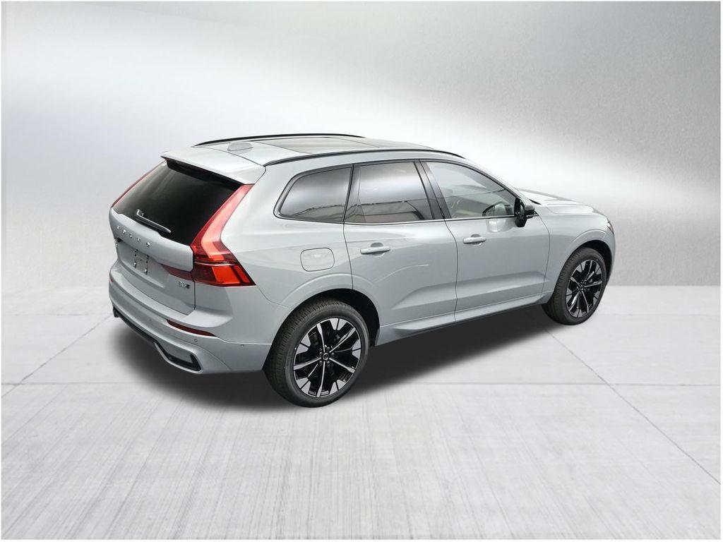 new 2026 Volvo XC60 car, priced at $56,045