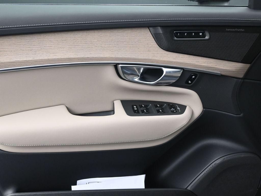 new 2026 Volvo XC90 car, priced at $64,075