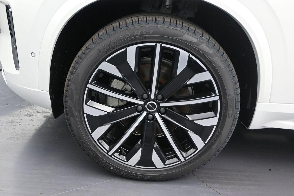 new 2026 Volvo XC90 car, priced at $73,405