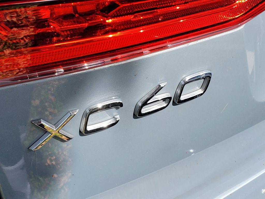 used 2022 Volvo XC60 car, priced at $23,490
