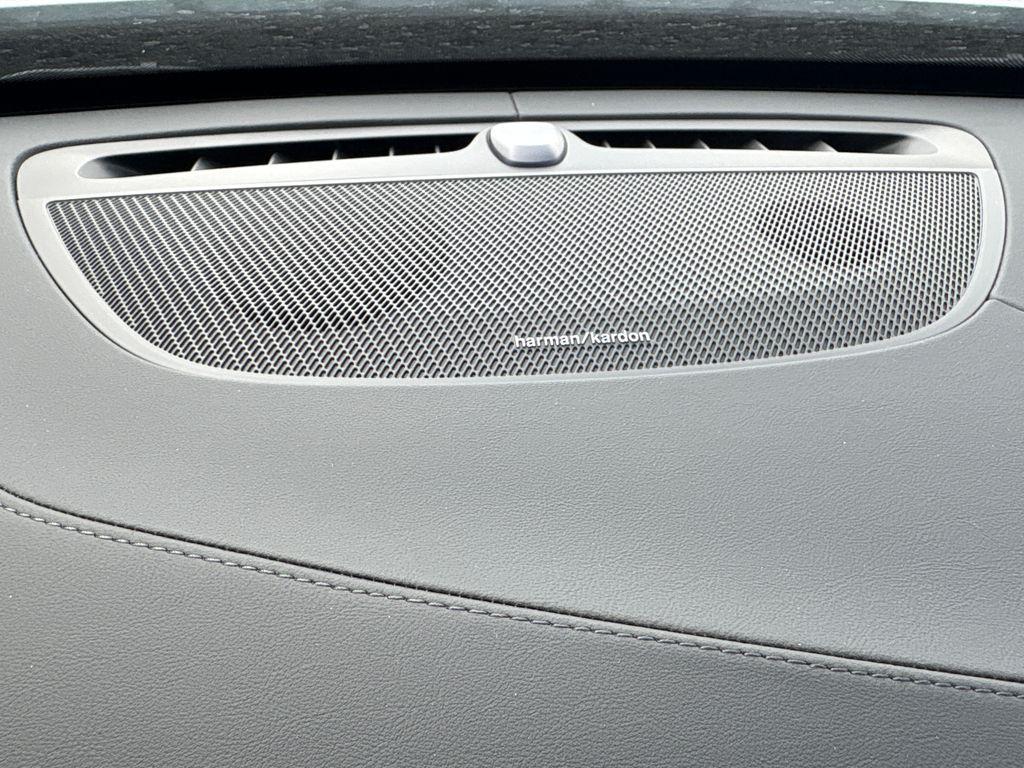 new 2026 Volvo XC90 car, priced at $66,995