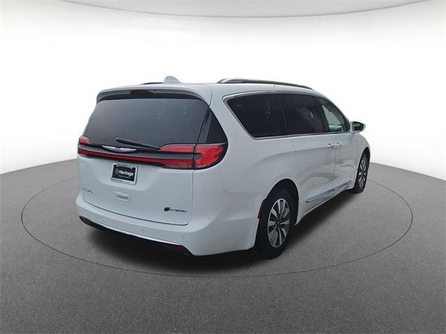 used 2021 Chrysler Pacifica Hybrid car, priced at $24,500