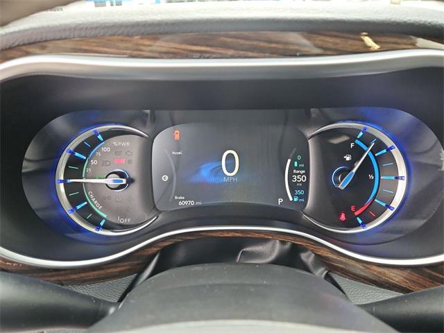 used 2021 Chrysler Pacifica Hybrid car, priced at $24,500