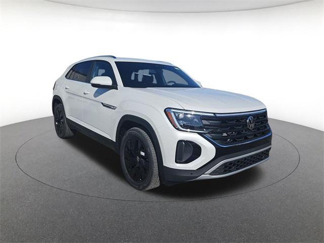 new 2026 Volkswagen Atlas Cross Sport car, priced at $44,843