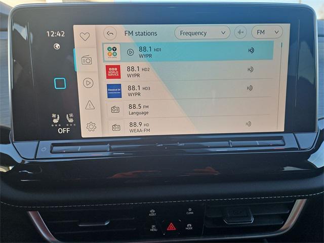 new 2026 Volkswagen Atlas Cross Sport car, priced at $44,843