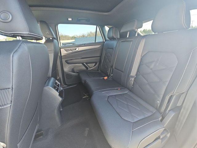 new 2026 Volkswagen Atlas Cross Sport car, priced at $43,843