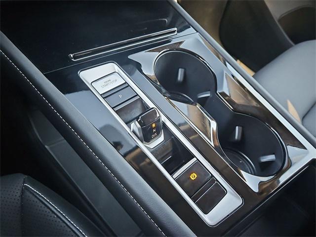 used 2025 Volkswagen Atlas car, priced at $33,000