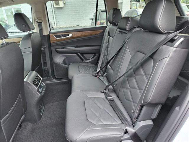new 2026 Volkswagen Atlas car, priced at $39,670