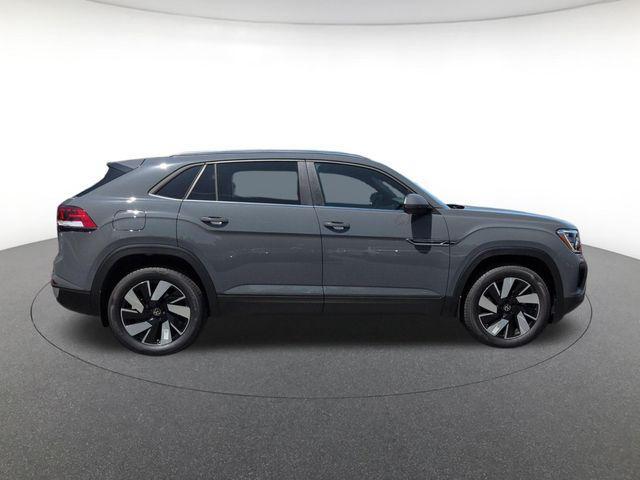 new 2026 Volkswagen Atlas Cross Sport car, priced at $43,826