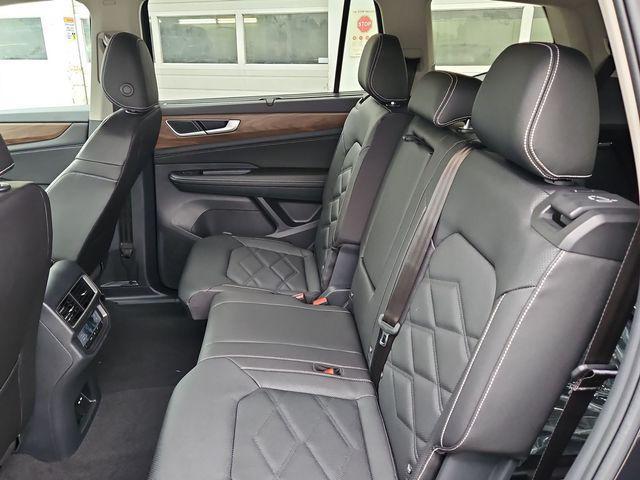 new 2026 Volkswagen Atlas car, priced at $45,216