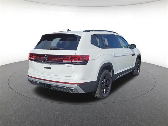 new 2025 Volkswagen Atlas car, priced at $41,034