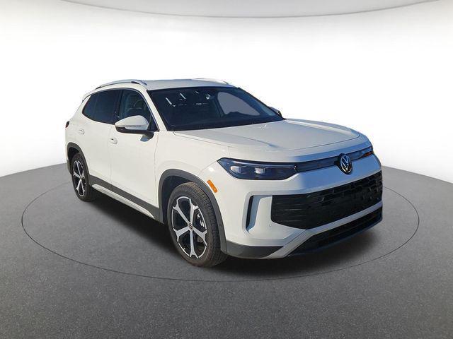 new 2026 Volkswagen Tiguan car, priced at $33,964