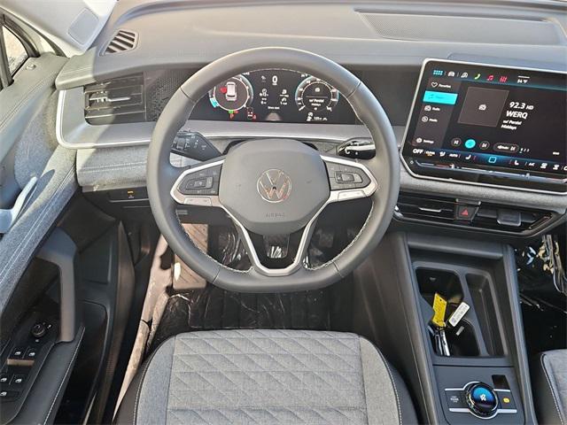 new 2026 Volkswagen Tiguan car, priced at $32,295