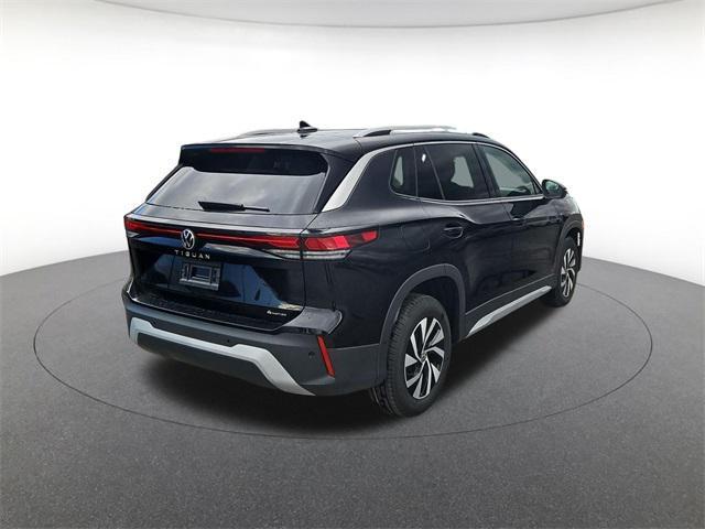 new 2026 Volkswagen Tiguan car, priced at $32,295