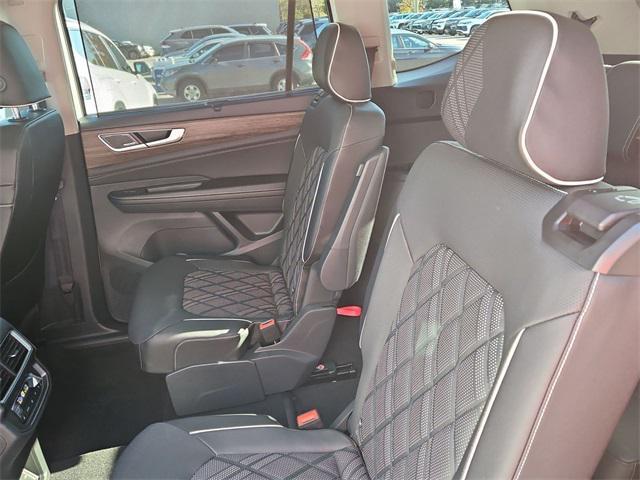 new 2026 Volkswagen Atlas car, priced at $53,011