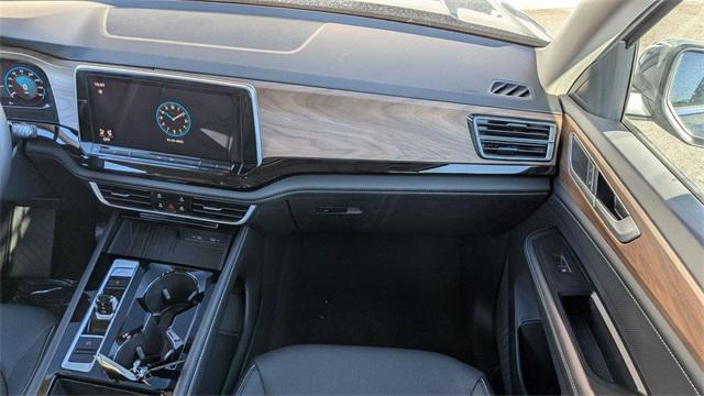 new 2026 Volkswagen Atlas car, priced at $45,353