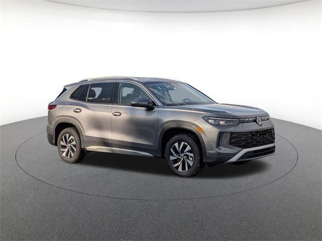 new 2026 Volkswagen Tiguan car, priced at $32,295