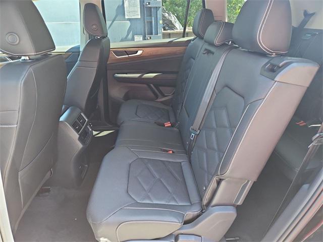 new 2026 Volkswagen Atlas car, priced at $39,233