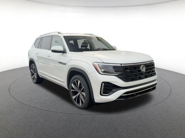 new 2026 Volkswagen Atlas car, priced at $55,136