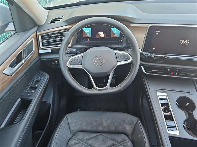 new 2026 Volkswagen Atlas car, priced at $37,446