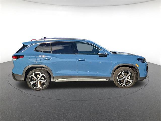 new 2026 Volkswagen Tiguan car, priced at $35,433