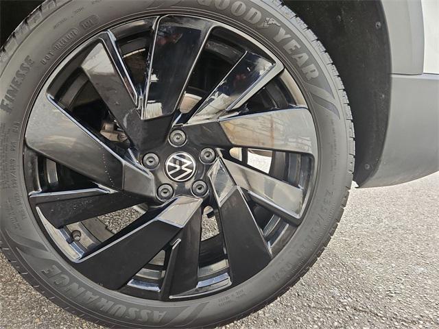 used 2024 Volkswagen Taos car, priced at $21,500