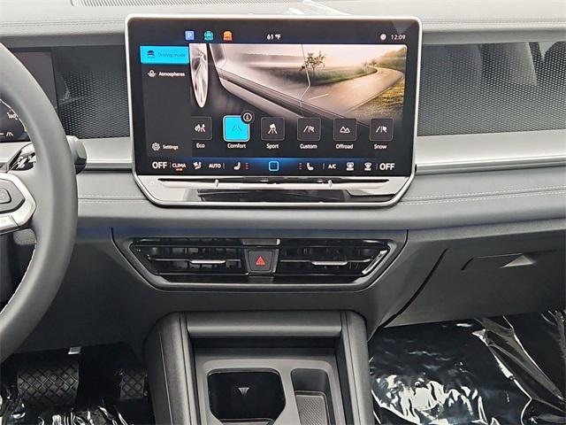 new 2026 Volkswagen Tiguan car, priced at $35,794