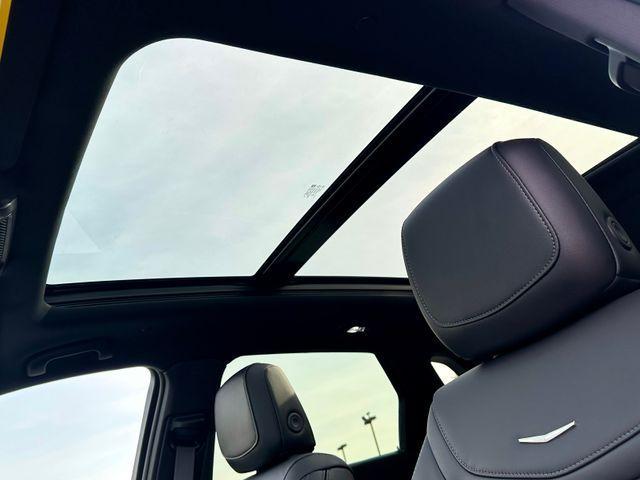 new 2026 Cadillac XT5 car