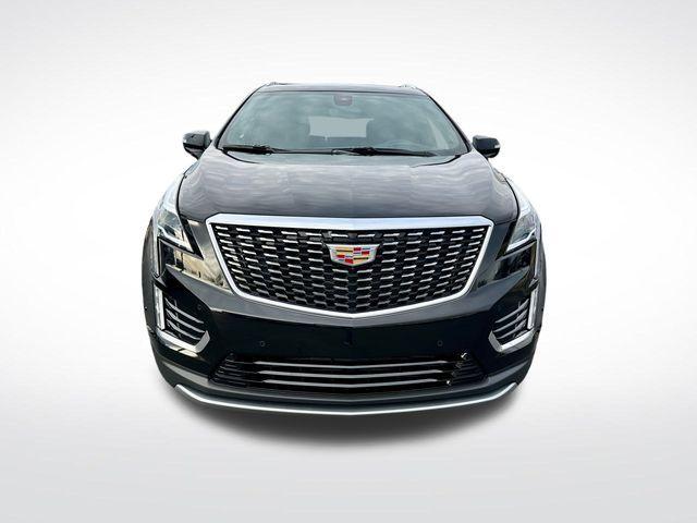 new 2025 Cadillac XT5 car, priced at $50,000