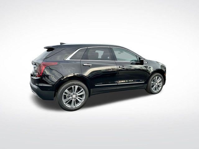 new 2025 Cadillac XT5 car, priced at $50,000