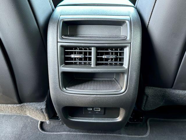 new 2025 Cadillac XT5 car, priced at $50,990