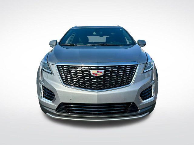 new 2025 Cadillac XT5 car, priced at $50,990