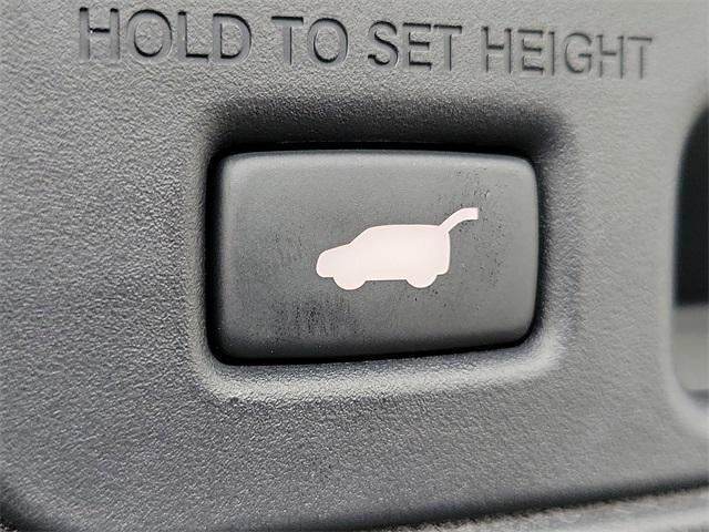 new 2025 Honda Pilot car, priced at $48,288