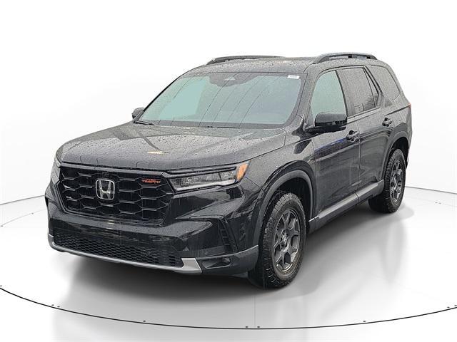 new 2025 Honda Pilot car, priced at $48,288