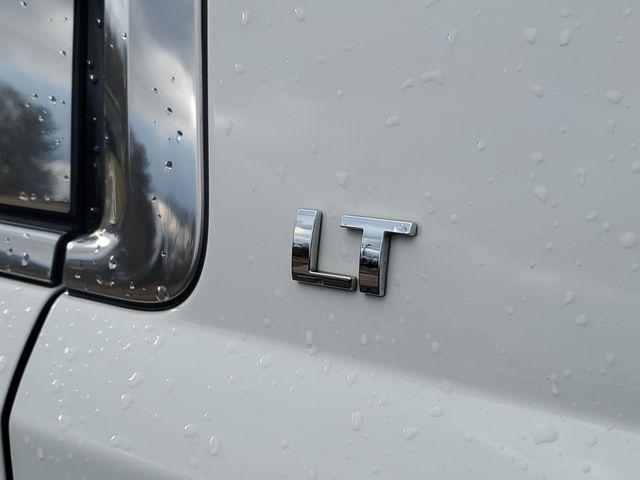 used 2016 Chevrolet Suburban car, priced at $17,191