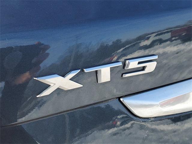 used 2019 Cadillac XT5 car, priced at $19,000