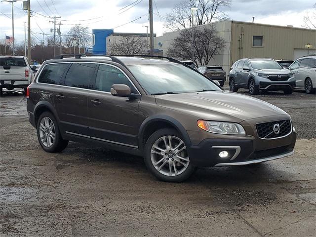 used 2016 Volvo XC70 car, priced at $10,900