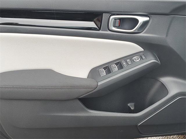 new 2026 Honda Civic Hybrid car, priced at $30,557