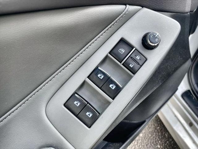 2020 Wind Chill Pearl Toyota Avalon