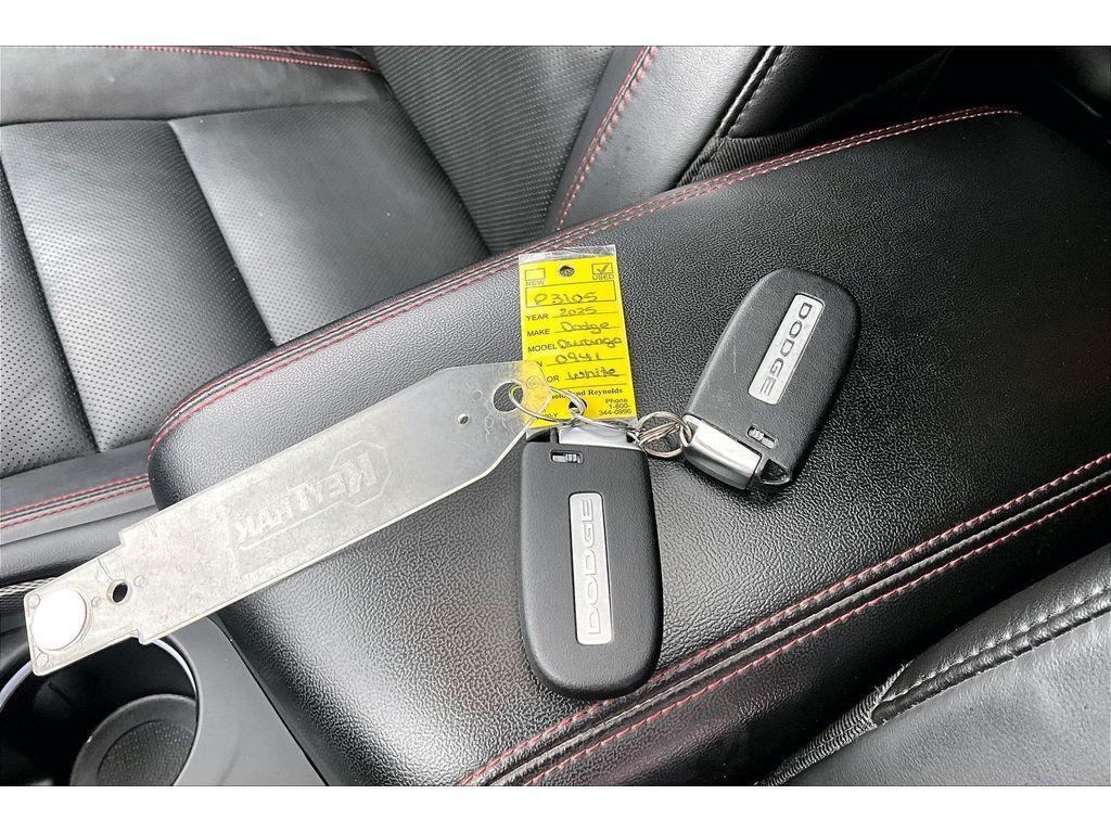 used 2025 Dodge Durango car, priced at $35,759