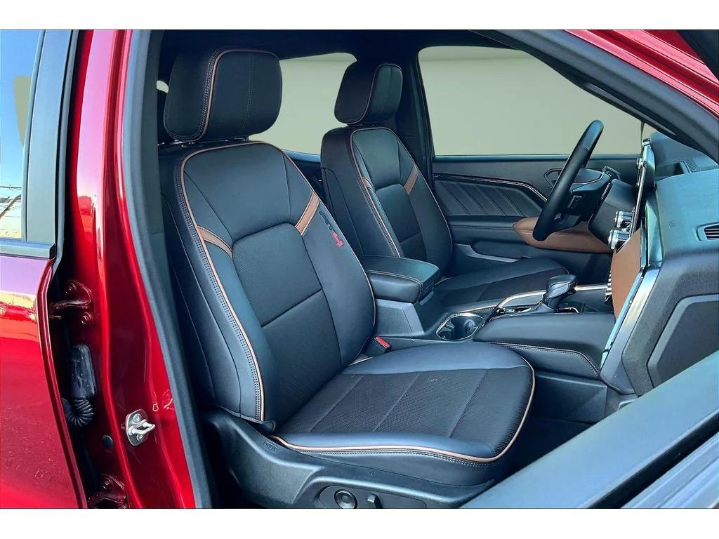 used 2024 GMC Canyon car, priced at $40,611