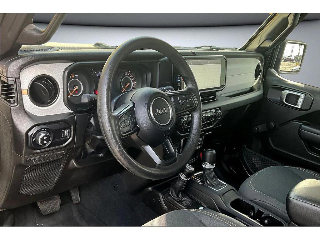 used 2024 Jeep Gladiator car, priced at $37,954
