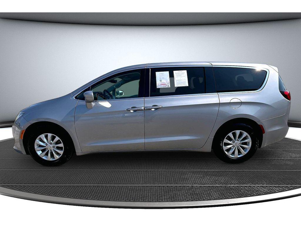 used 2019 Chrysler Pacifica car, priced at $22,160