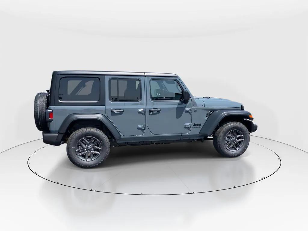 new 2025 Jeep Wrangler car, priced at $41,224