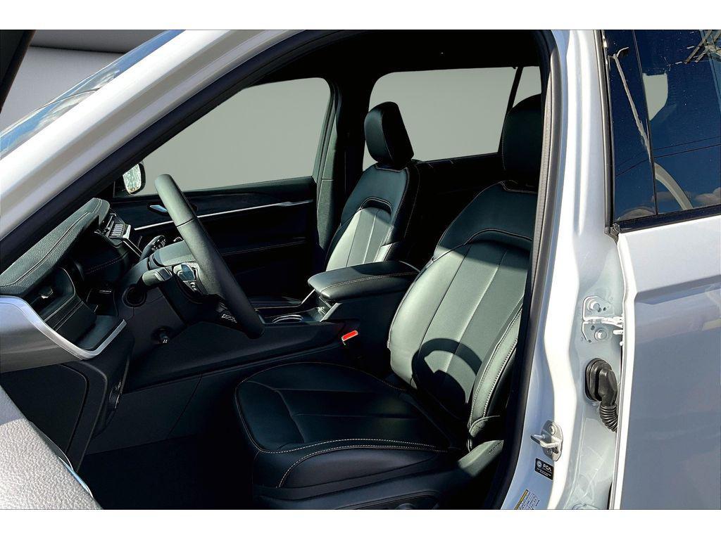 new 2025 Jeep Grand Cherokee L car, priced at $51,807