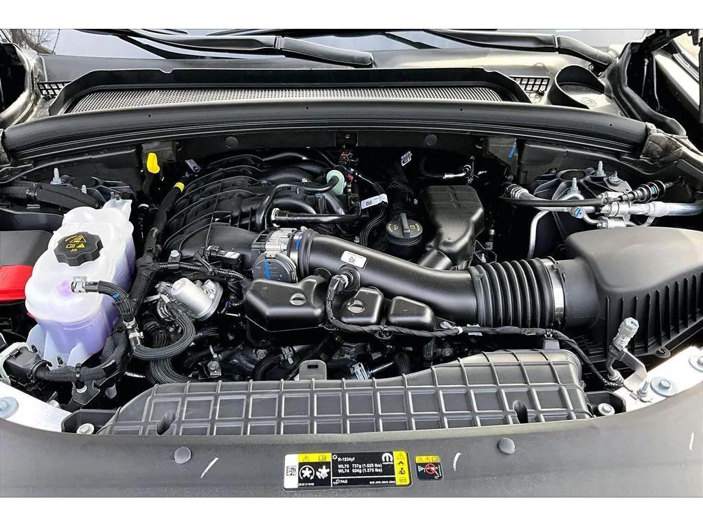 new 2025 Jeep Grand Cherokee car, priced at $44,480