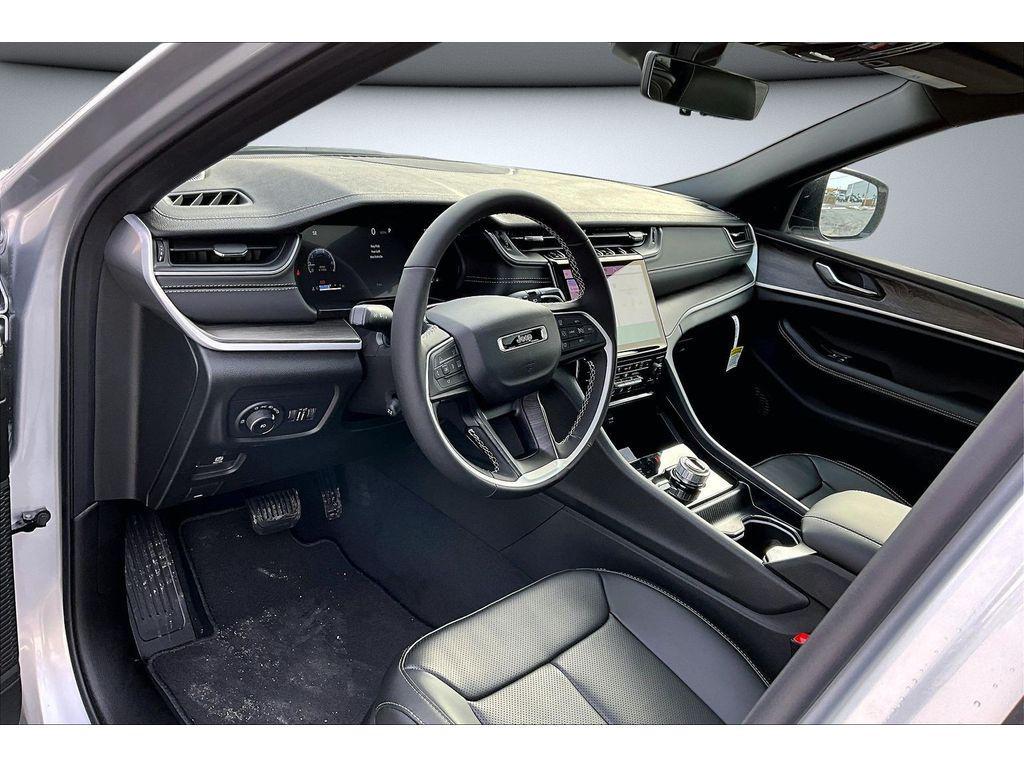 new 2025 Jeep Grand Cherokee L car, priced at $51,282