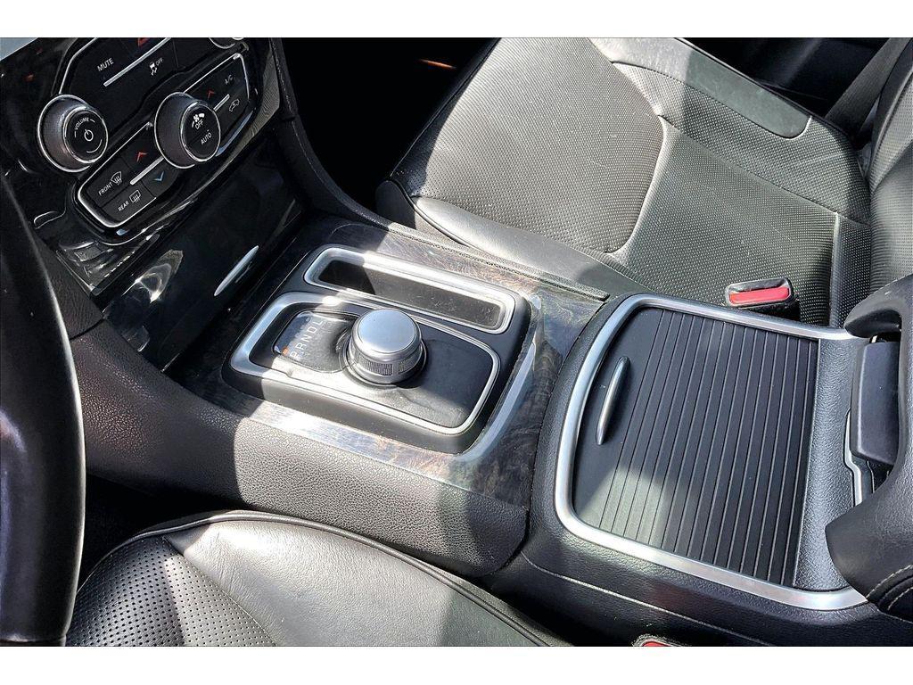 used 2020 Chrysler 300 car, priced at $13,151