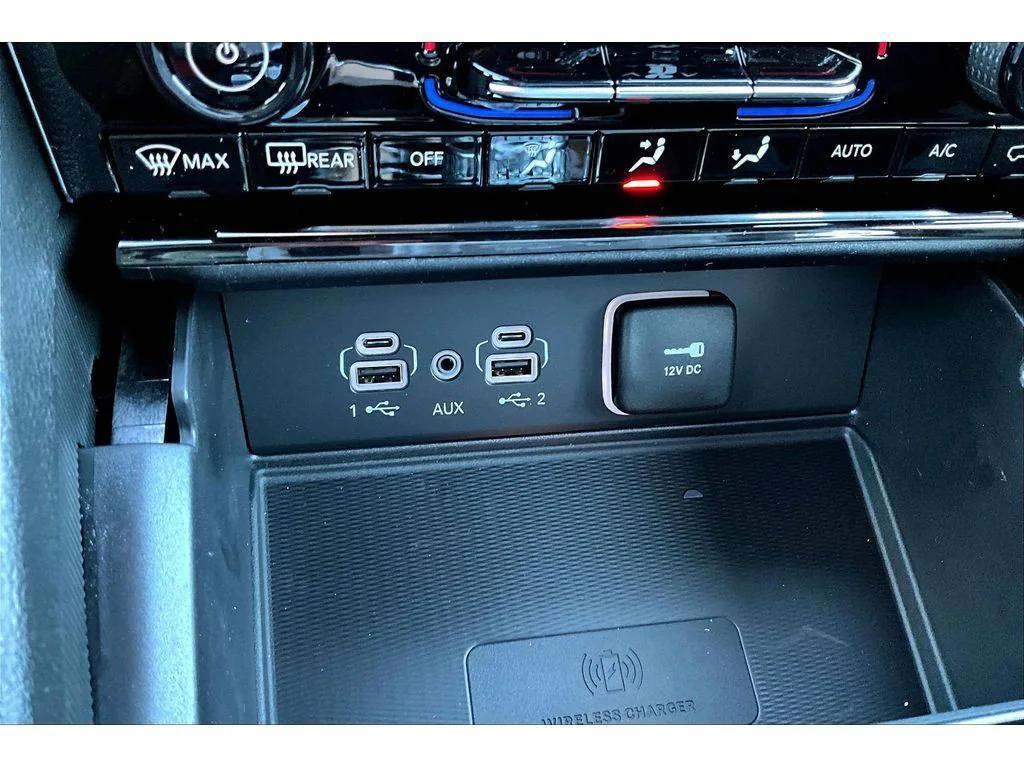 new 2025 Jeep Grand Cherokee L car, priced at $49,242