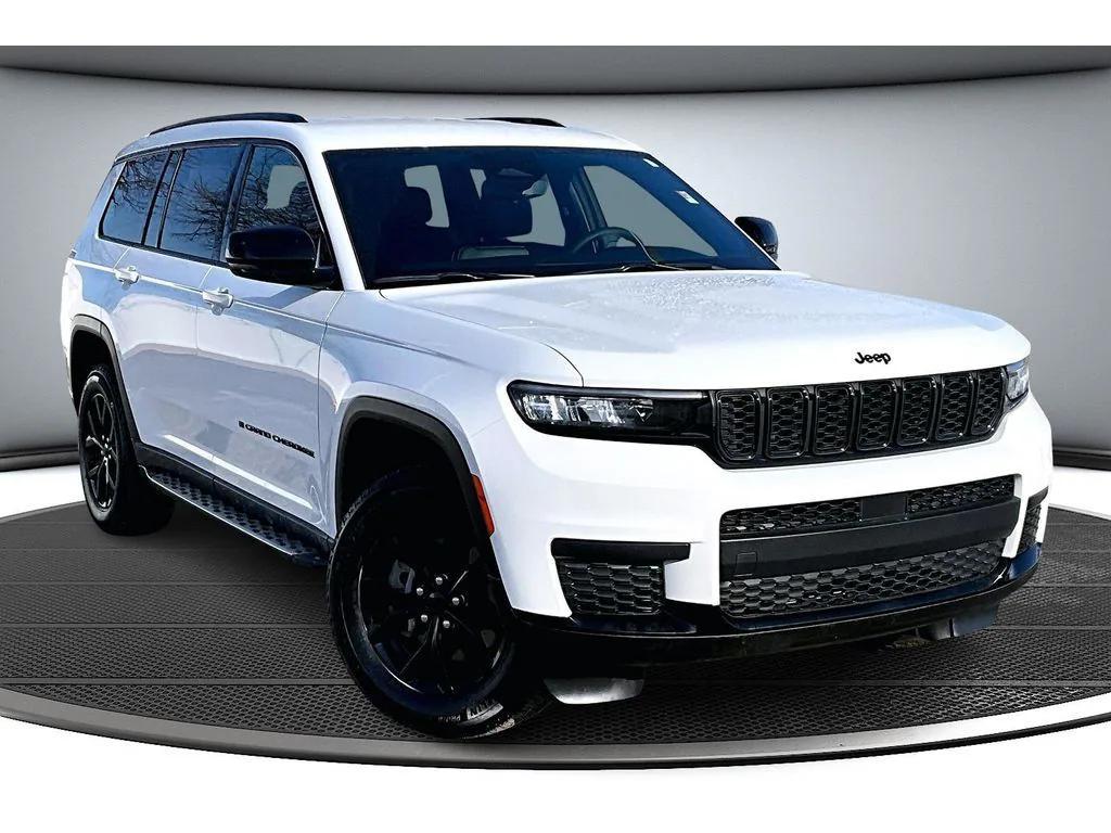 used 2024 Jeep Grand Cherokee L car, priced at $33,492